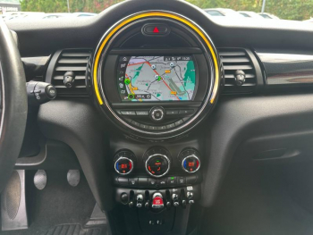 ddf-core-media-aHaPjy2023139_14.jpg Photo 14 du bon plan MINI Mini 5 Portes Cooper 136ch Edition Greenwich 115g occasion à 17990 €