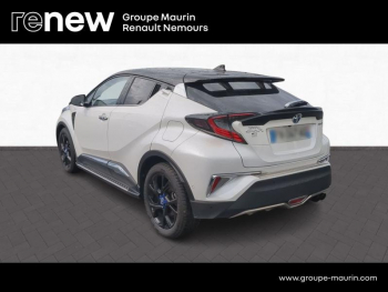 Photo 3 du bon plan TOYOTA C-HR 122h Graphic 2WD E-CVT RC18 occasion à 21990 €