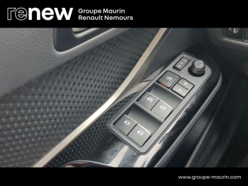 Photo 19 du bon plan TOYOTA C-HR 122h Graphic 2WD E-CVT RC18 occasion à 21990 €