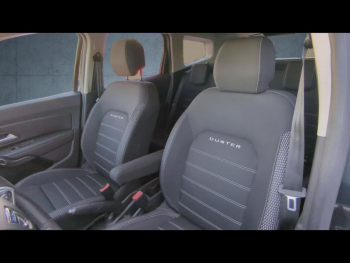 Photo 13 du bon plan DACIA Duster 1.5 Blue dCi 115ch Prestige + 4x2 occasion à 17900 €