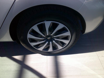 Photo 16 du bon plan FORD Fiesta 1.0 Flexifuel 95ch Titanium Business 5p occasion à 16900 €