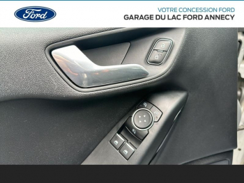 Photo 14 du bon plan FORD Fiesta 1.5 TDCi 85ch Stop&Start Cool & Connect 5p Euro6.2 occasion à 9990 €