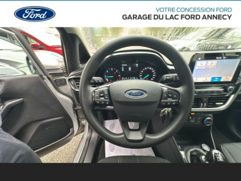 Photo 16 du bon plan FORD Fiesta 1.5 TDCi 85ch Stop&Start Cool & Connect 5p Euro6.2 occasion à 9990 €