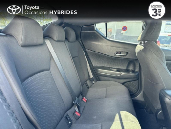 Photo 7 du bon plan TOYOTA C-HR 122h Edition 2WD E-CVT RC18 occasion à 17990 €