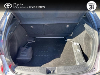 Photo 10 du bon plan TOYOTA C-HR 122h Edition 2WD E-CVT RC18 occasion à 17990 €