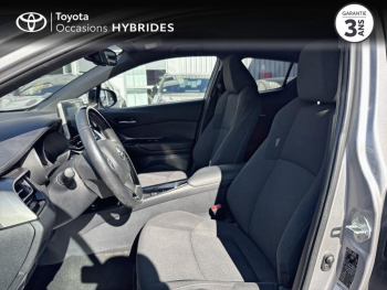 Photo 11 du bon plan TOYOTA C-HR 122h Edition 2WD E-CVT RC18 occasion à 17990 €
