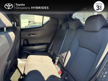 Photo 12 du bon plan TOYOTA C-HR 122h Edition 2WD E-CVT RC18 occasion à 17990 €