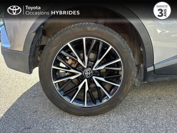 Photo 16 du bon plan TOYOTA C-HR 122h Edition 2WD E-CVT RC18 occasion à 17990 €