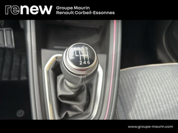 Photo 19 du bon plan RENAULT Clio 1.0 Eco-G 100ch Techno - 25 occasion à 19988 €