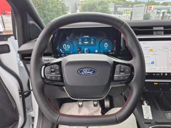 Photo 24 du bon plan FORD Puma 1.0 EcoBoost Hybrid 125ch ST-Line S&S occasion à 24490 €