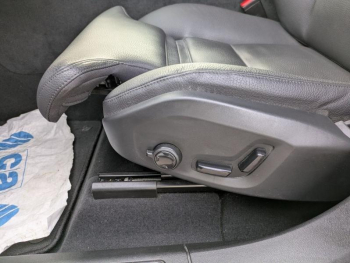 Photo 11 du bon plan VOLVO XC60 B4 197ch Ultimate Style Dark Geartronic occasion à 44900 €