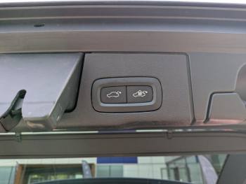 Photo 15 du bon plan VOLVO XC60 B4 197ch Ultimate Style Dark Geartronic occasion à 44900 €