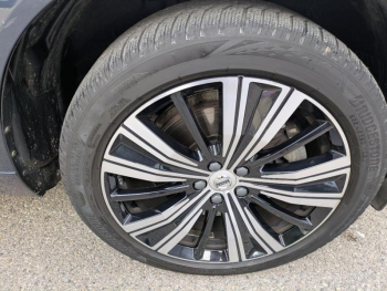 Photo 21 du bon plan VOLVO XC60 B4 197ch Ultimate Style Dark Geartronic occasion à 44900 €