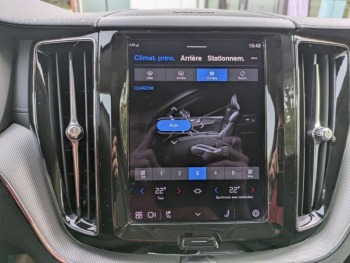 Photo 30 du bon plan VOLVO XC60 B4 197ch Ultimate Style Dark Geartronic occasion à 44900 €
