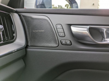 Photo 36 du bon plan VOLVO XC60 B4 197ch Ultimate Style Dark Geartronic occasion à 44900 €
