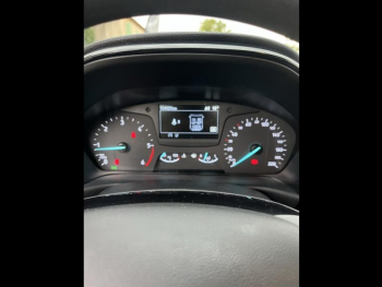 Photo 18 du bon plan FORD Fiesta 1.5 TDCi 85ch Cool & Connect 5p occasion à 11990 €