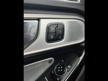 Photo 31 du bon plan FORD Explorer 3.0 EcoBoost 457ch Parallel PHEV ST-Line i-AWD BVA10 25cv occasion à 71900 €