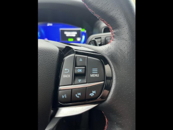Photo 34 du bon plan FORD Explorer 3.0 EcoBoost 457ch Parallel PHEV ST-Line i-AWD BVA10 25cv occasion à 71900 €