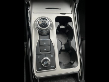 Photo 37 du bon plan FORD Explorer 3.0 EcoBoost 457ch Parallel PHEV ST-Line i-AWD BVA10 25cv occasion à 71900 €