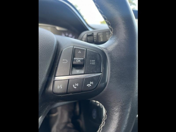 Photo 22 du bon plan FORD Fiesta Active 1.0 EcoBoost 100ch S&S Euro6.2 occasion à 14990 €