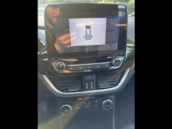 Photo 13 du bon plan FORD Fiesta 1.0 Flexifuel 95ch Cool & Connect 5p occasion à 15885 €