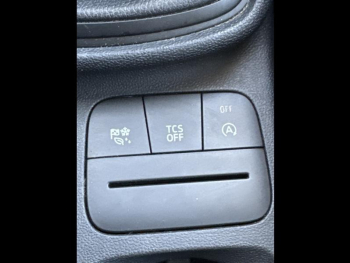 Photo 15 du bon plan FORD Fiesta 1.0 Flexifuel 95ch Cool & Connect 5p occasion à 15885 €