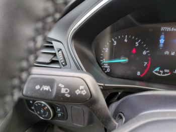 Photo 12 du bon plan FORD Focus 1.0 Flexifuel mHEV 125ch Titanium Design occasion à 20900 €