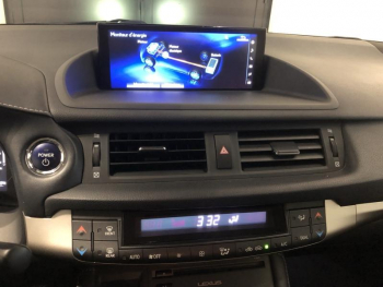 Photo 16 du bon plan LEXUS CT 200h Luxe MY19 Euro6d-T occasion à 17990 €