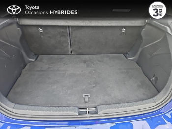 Photo 10 du bon plan TOYOTA Yaris 116h Dynamic Business 5p + Programme Beyond Zero Academy MY22 occasion à 19480 €