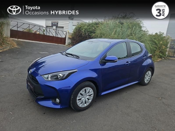 Photo 25 du bon plan TOYOTA Yaris 116h Dynamic Business 5p + Programme Beyond Zero Academy MY22 occasion à 19480 €