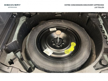 Photo 19 du bon plan LAND-ROVER Discovery Sport P270e PHEV 269ch Dynamic SE occasion à 69990 €