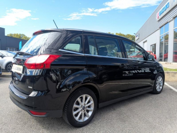 Photo 3 du bon plan FORD Grand C-MAX 1.0 EcoBoost 125ch Stop&Start Titanium occasion à 10990 €