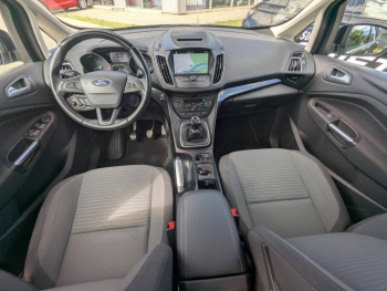 Photo 17 du bon plan FORD Grand C-MAX 1.0 EcoBoost 125ch Stop&Start Titanium occasion à 10990 €