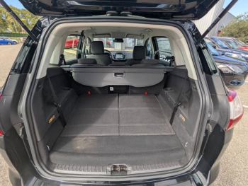 Photo 19 du bon plan FORD Grand C-MAX 1.0 EcoBoost 125ch Stop&Start Titanium occasion à 10990 €
