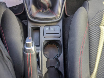 Photo 23 du bon plan FORD Fiesta 1.0 EcoBoost 95ch ST-Line 5p occasion à 14990 €