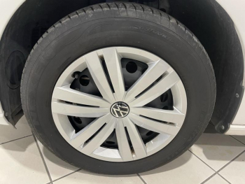 Photo 25 du bon plan VOLKSWAGEN Caddy 2.0 TDI 102ch occasion à 23390 €