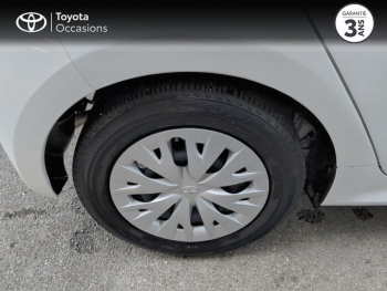 Photo 15 du bon plan TOYOTA Yaris 120 VVT-i Dynamic 5p MY22 occasion à 14990 €