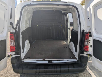 Photo 9 du bon plan OPEL Combo Cargo VUL L1H1 AugmentÃ© 1.5 130ch S&S Pack Clim soit 14032 HT occasion à 16839 €