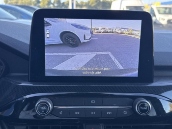 Photo 14 du bon plan FORD Kuga 2.5 Duratec 225ch PHEV ST-Line Business BVA occasion à 27990 €