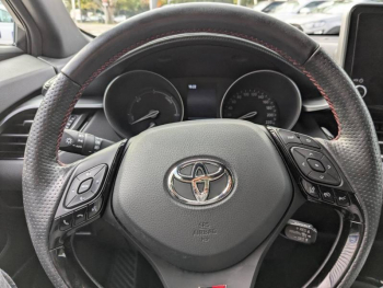 Photo 16 du bon plan TOYOTA C-HR 2.0 Hybride 184ch GR Sport E-CVT occasion à 25490 €