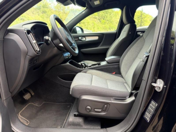 Photo 15 du bon plan VOLVO XC40 B3 163ch Plus DCT 7 occasion à 36900 €