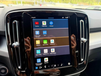 Photo 20 du bon plan VOLVO XC40 B3 163ch Plus DCT 7 occasion à 36900 €