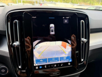 Photo 21 du bon plan VOLVO XC40 B3 163ch Plus DCT 7 occasion à 36900 €