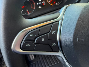 Photo 23 du bon plan RENAULT Captur 1.0 Eco-G 100ch Evolution occasion à 17500 €