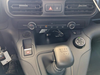 Photo 14 du bon plan CITROEN Berlingo M BlueHDi 130ch S&S Shine 114g occasion à 17490 €
