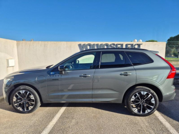Photo 2 du bon plan VOLVO XC60 T6 Hybride Rechargeable 350ch Plus Style Dark Geartronic 8 AWD occasion à 68990 €