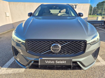 Photo 12 du bon plan VOLVO XC60 T6 Hybride Rechargeable 350ch Plus Style Dark Geartronic 8 AWD occasion à 68990 €