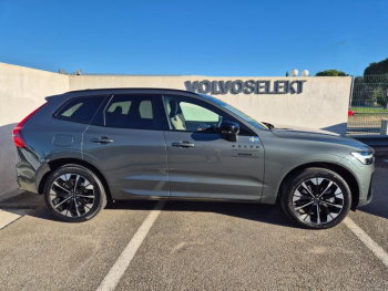 Photo 14 du bon plan VOLVO XC60 T6 Hybride Rechargeable 350ch Plus Style Dark Geartronic 8 AWD occasion à 68990 €