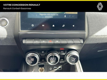 Photo 34 du bon plan RENAULT Clio 1.6 E-Tech 145ch full hybrid Techno - 24 occasion à 22489 €