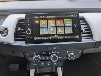 Photo 18 du bon plan HONDA Jazz 1.5 i-MMD 109ch e:HEV Exclusive occasion à 16900 €
